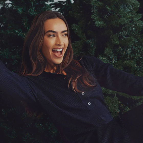 Lole: Enjoy 30% OFF Sitewide Plus Score a Free Hand Warmer Belt Bag with $200