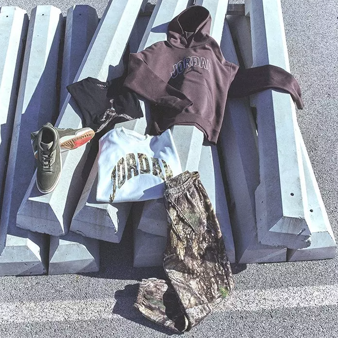 FinishLine: Up to 40% OFF Selected Styles