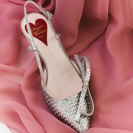 YOOX: Get an Extra 15% OFF or 20% OFF